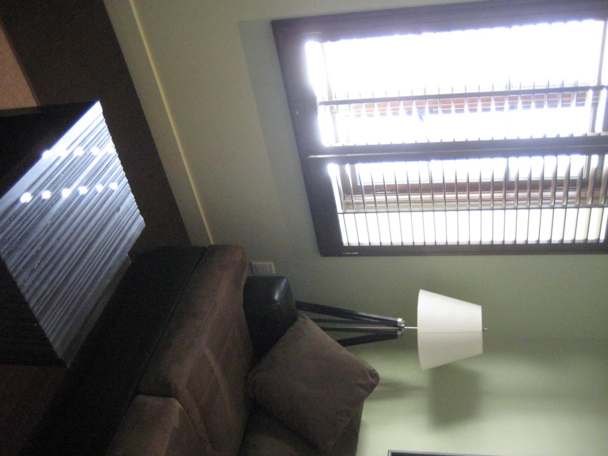 1595 Saint-Denis Hotel - Montreal, Montreal